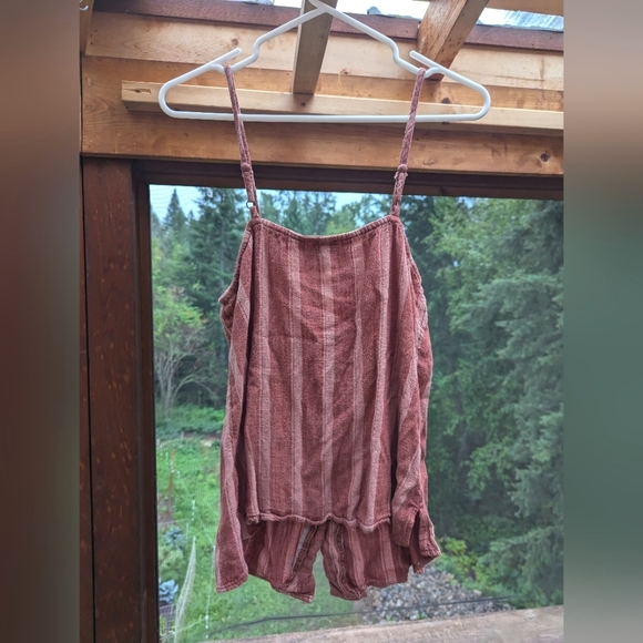 Pink linen button up camisole - Picture 2 of 3